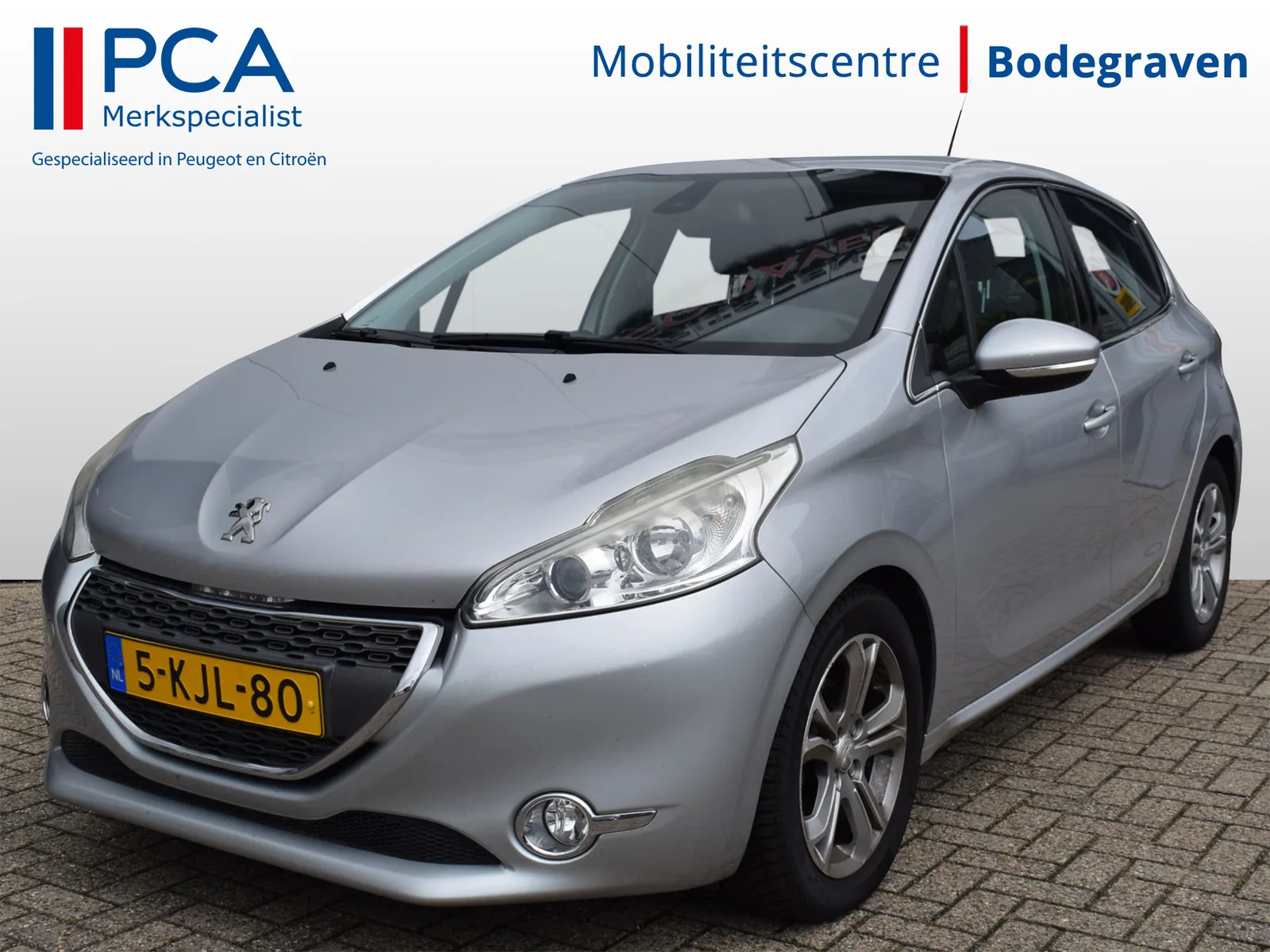 Peugeot 208 (2013) — foto 1